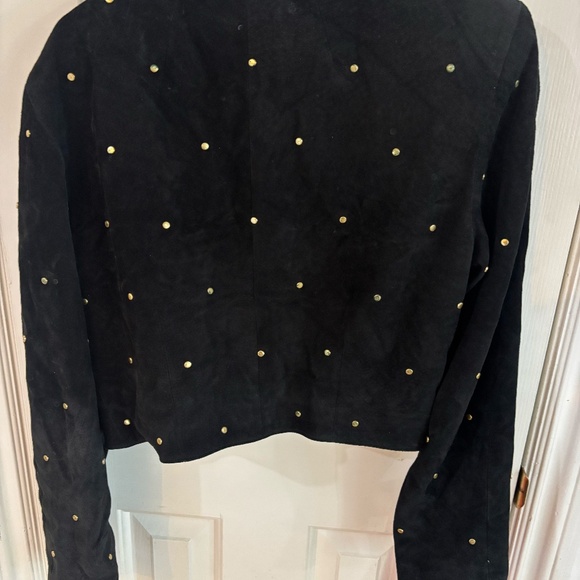 Vintage suede studded bolero jacket ! put measurements in pics * accepting offer - Picture 3 of 7